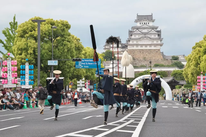 Himeji Castle Festival 2026: Parades, Noh and Bon Dance
