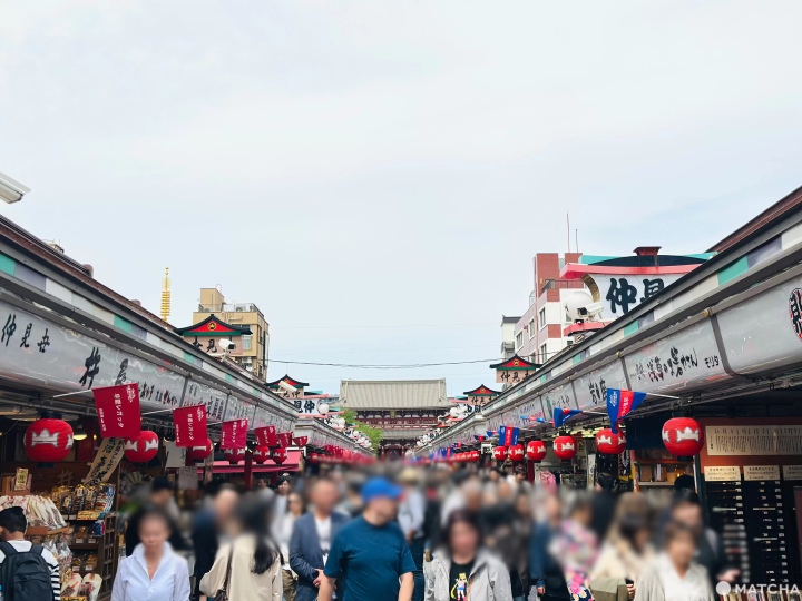 仲見世商店街白天的模樣