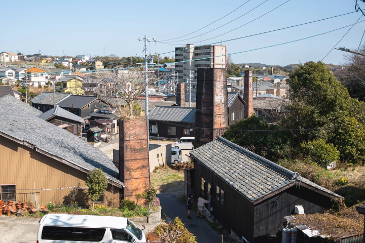 巨大招き猫とレトロな路地を撮る！常滑「やきもの散歩道」フォトジェニック巡り