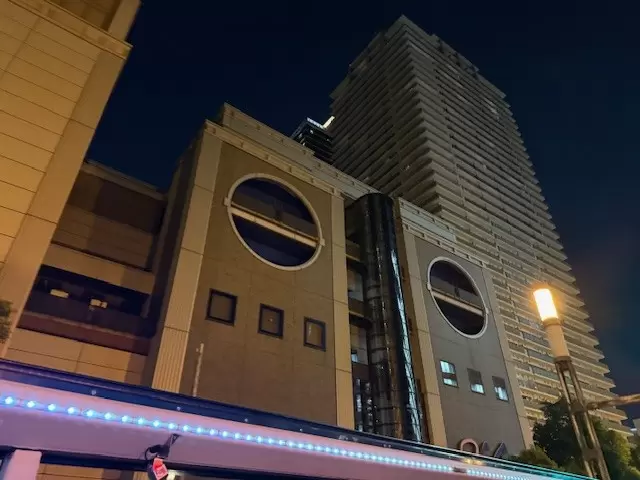[Osaka Sightseeing Bus Tour] Enjoy 360° views of Osaka from an open-top bus!