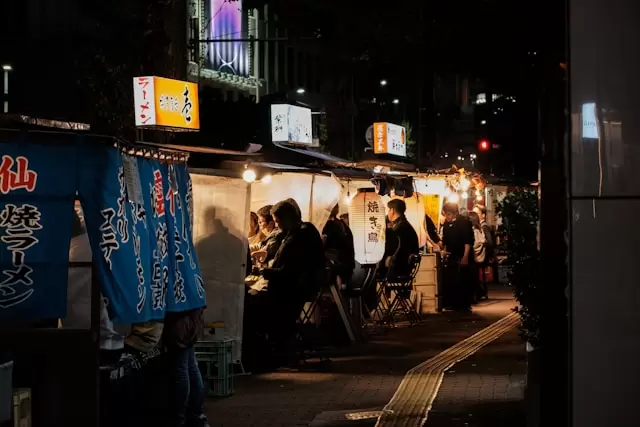 Hakata Dialect Guide: Key Phrases, Unique Expressions & Fukuoka Slang