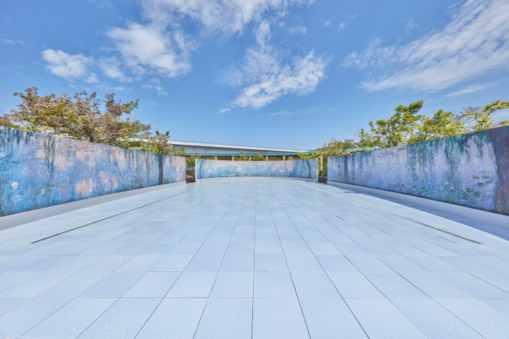 Setouchi Art and Culture Tour: A wide-area tour exploring art and culture in Tokushima, Naruto, and Okayama.