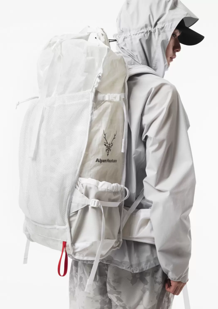 [Coupon Available] Japan-exclusive mountaineering gear and apparel now available at Alpen TOKYO in Shinjuku