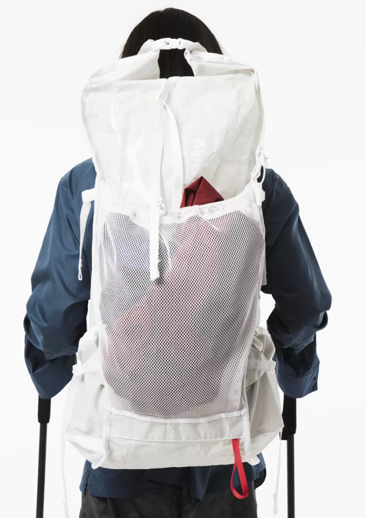 [Coupon Available] Japan-exclusive mountaineering gear and apparel now available at Alpen TOKYO in Shinjuku