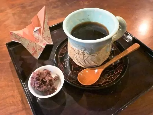 純素食、素食和穆斯林友善菜單指南