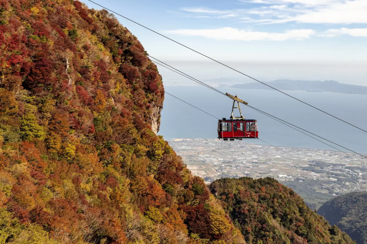 Unzen Ropeway in autumn