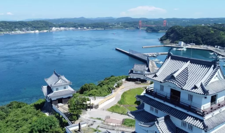 Hirado Castle