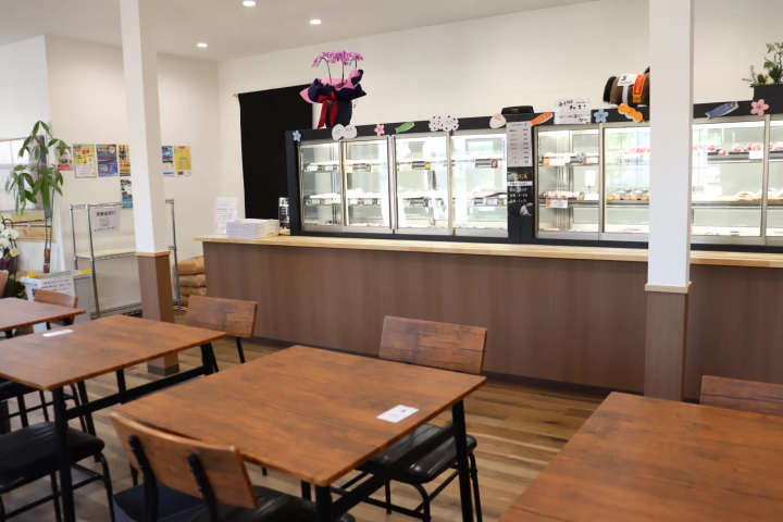 里庄町美食：在老屋咖啡廳「文庫茂登田（Bunko Motoda）」和日式點心店「菓匠將滿（Kasho Masamitsu）」享用日式午餐