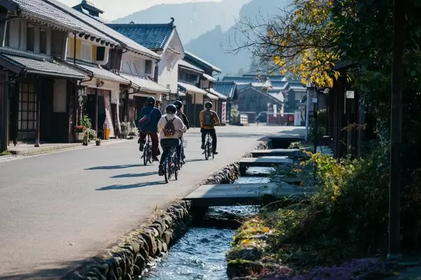 Uwari Cycling Adventure: A cycling experience through the rural landscapes of Fukui.