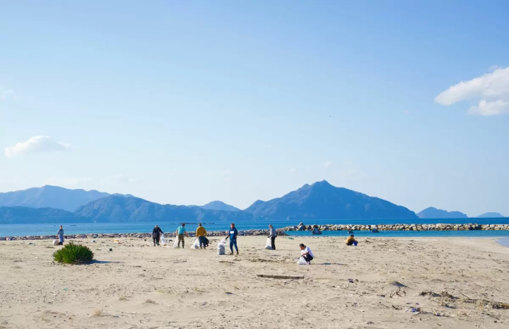 Monthly event! Beach cleanup experience in Takahama Town~To protect the beautiful Wakasa Wada Beach~
