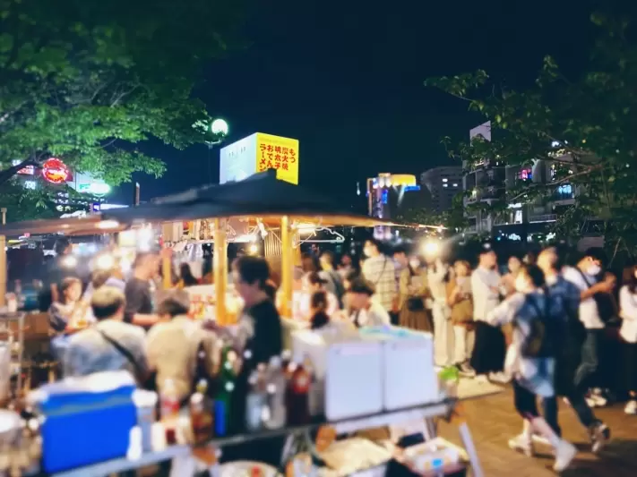 하카타의 길거리 음식점을 탐방하는 건 정말 재밌어요! 꼭 가봐야 할 맛집과 맛있게 즐기는 팁을 알려주세요!
