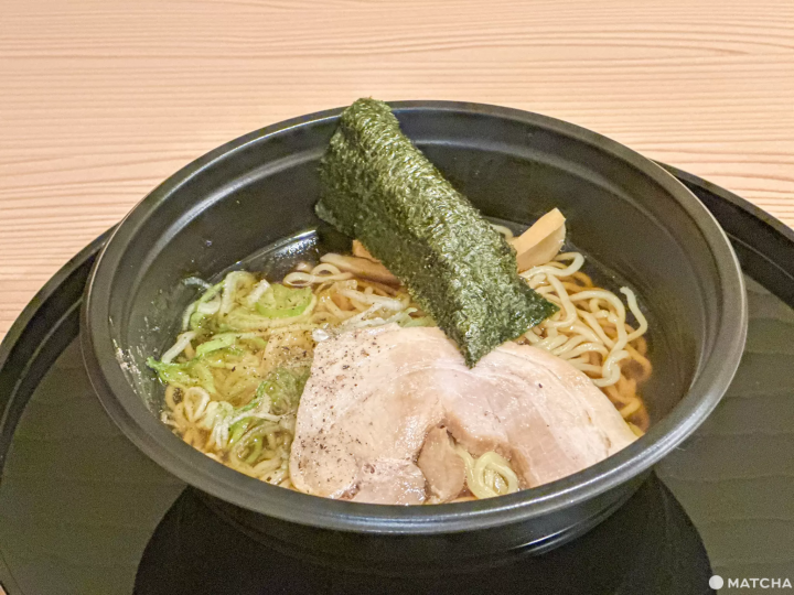 提供免費醬油拉麵「夜鳴拉麵」