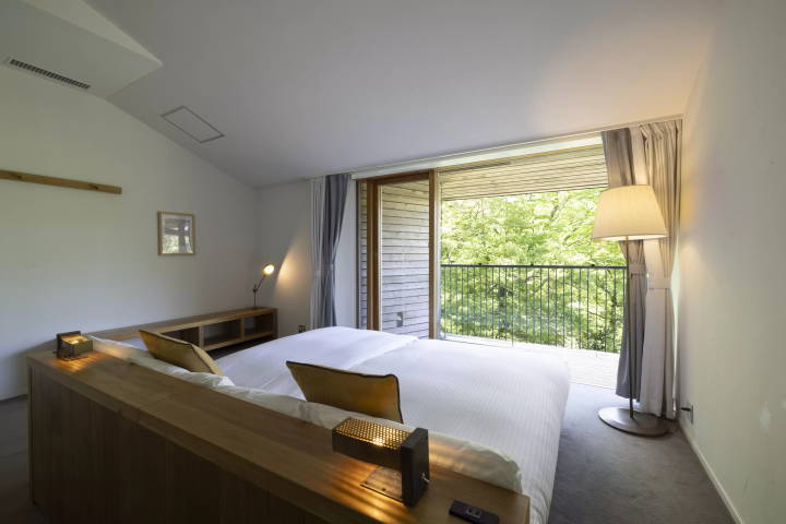 A lodging experience surrounded by bonsai trees in the forests of Hakone. Hakone Retreat före & villa 1/f