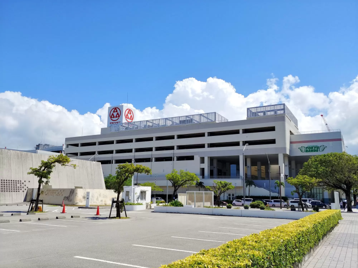 沖繩最強大的在地零售企業「SAN-A」