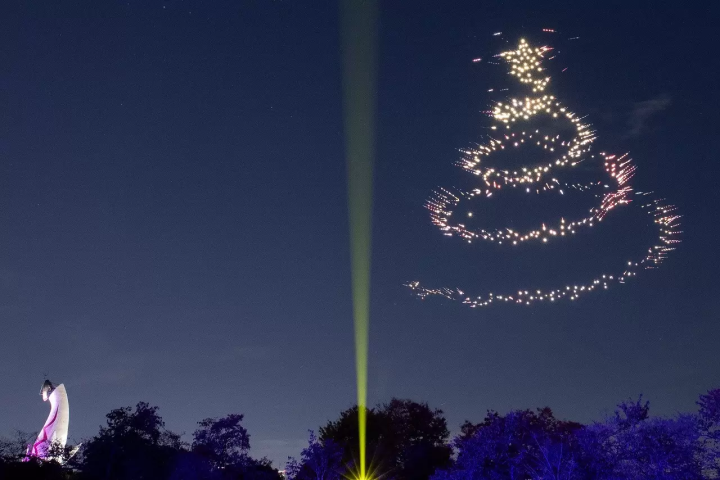 3D Drone Art Show Osaka's Expo '70 Commemorative Park Expo Night Sky Becomes Art