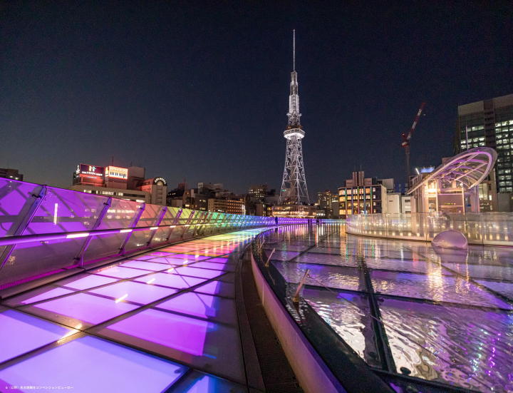 Climb atop the "Water Spaceship" and enter an even more fantastical world!