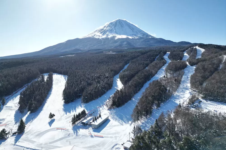 [Fun at Mount Fuji ski resorts in summer too] Scenic mountain activities at Fujiten Resort