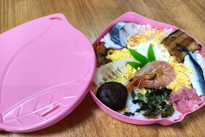 Four restaurants near JR Okayama Station where you can eat "Okayama Barazushi"