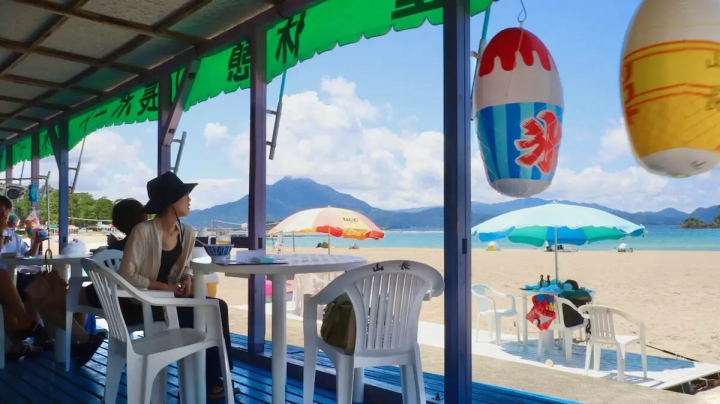 高濱海灘旅遊季完全指南:盡情享受福井美麗的海岸線和清澈的海水!