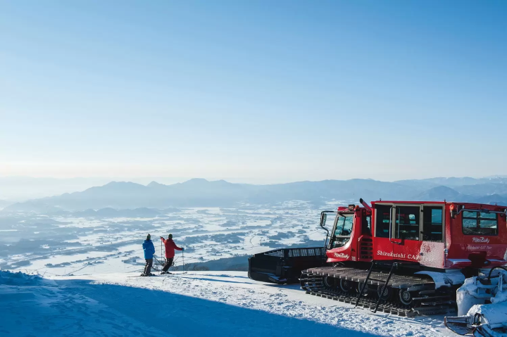 Powder CAT Tour