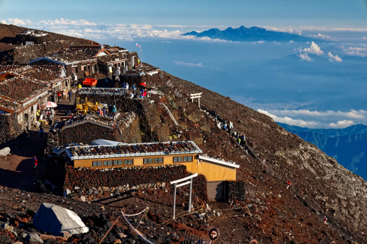 【2026最新】富士山登山攻略｜登山申請、預約、山屋、4條路線和所需時間
