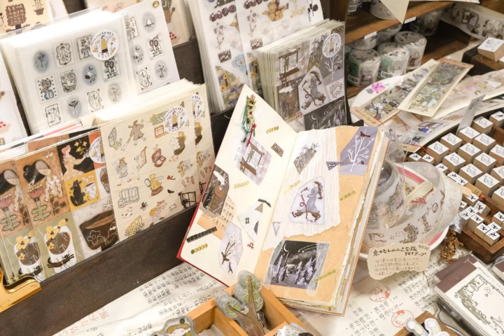 紙博で販売される紙ものや文房具