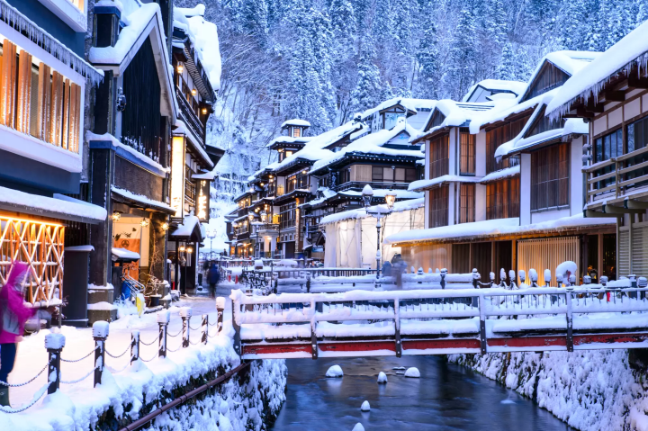 銀山溫泉