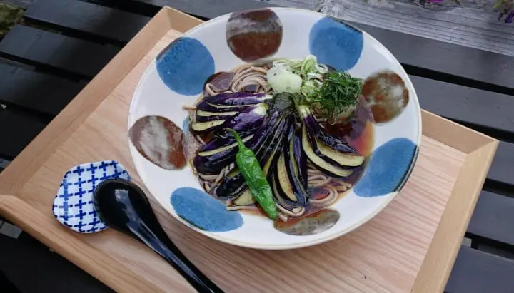 伊豆の華のそば