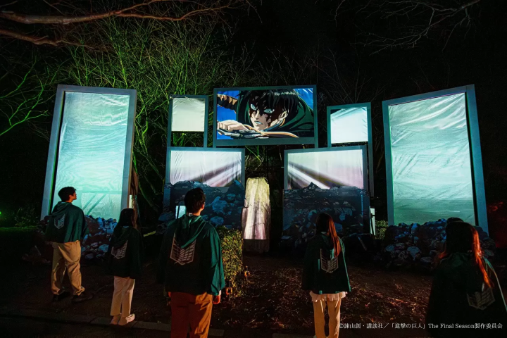 Attack on Titan THE NIGHT WALK