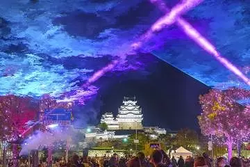  Himeji Castle