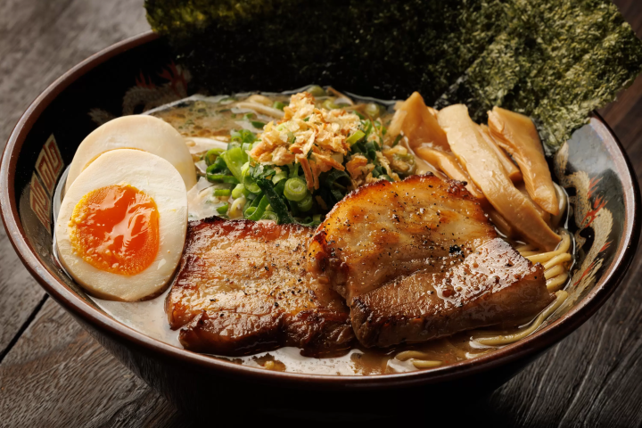 【2026年】鹿児島グルメ5選！黒豚・白熊・ラーメン・カフェ