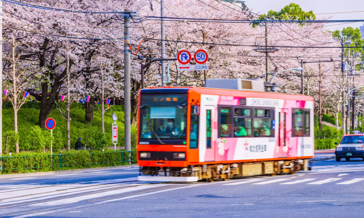 【2026】用划算一日券搭「都電荒川線」賞櫻、吃美食、散步！