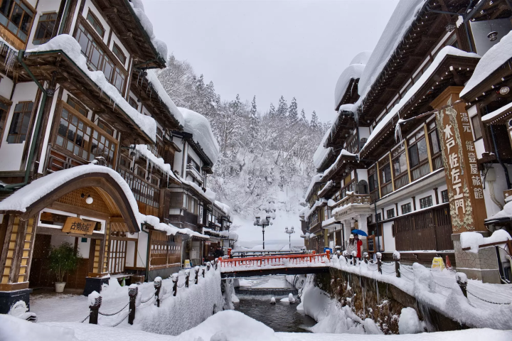Ginzan Onsen Winter Guide
