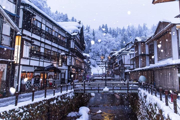 Ginzan Onsen Winter Guide