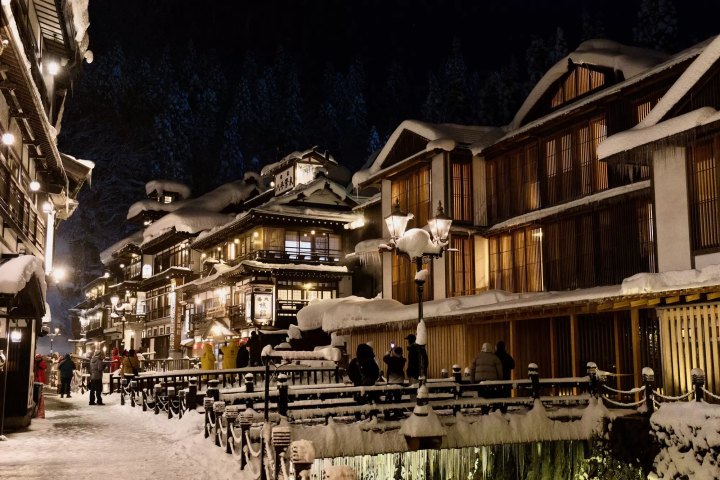 Ginzan Onsen Winter Guide
