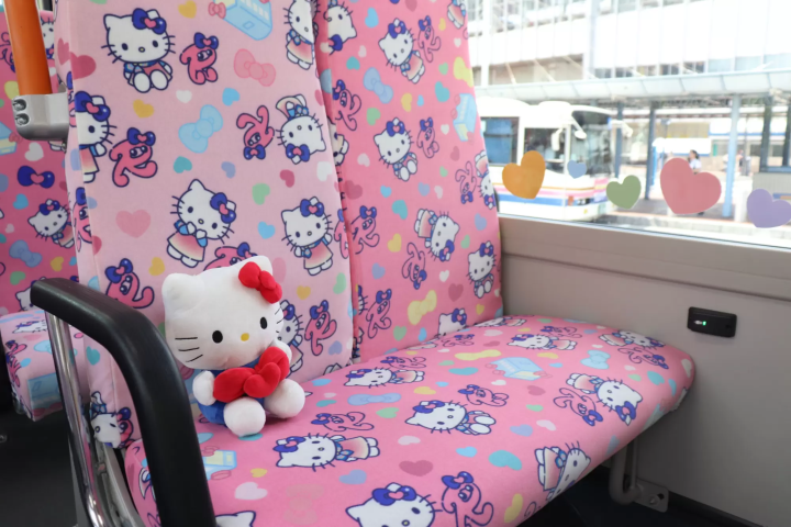 오카야마 에서 " 헬로키티 (Hello Kitty) 버스"를 타는 방법 안내 | JR 오카야마 역에서 타마노/ 우노 항구 까지