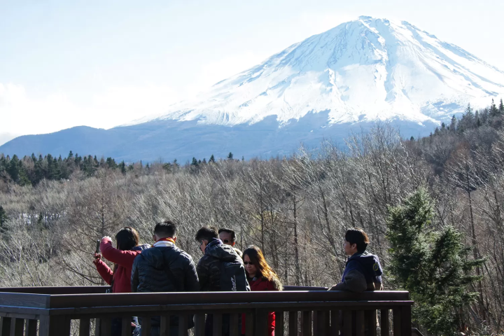 1月至2月的富士天滑雪場：欣賞富士山絕景與滑雪體驗，享受冬季活動