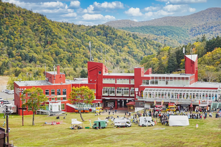 札幌國際滑雪場秋祭|搭紅葉纜車俯瞰北海道秋景