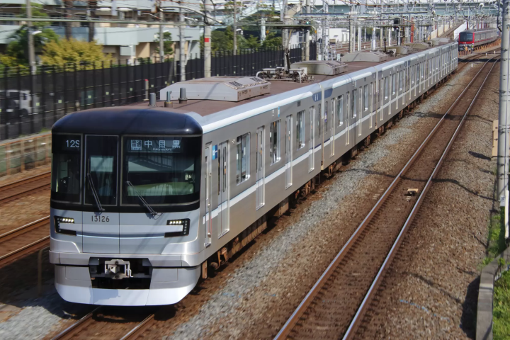 【東京交通】搭上地鐵「日比谷線」！從昭和下町一路玩到時髦中目黑
