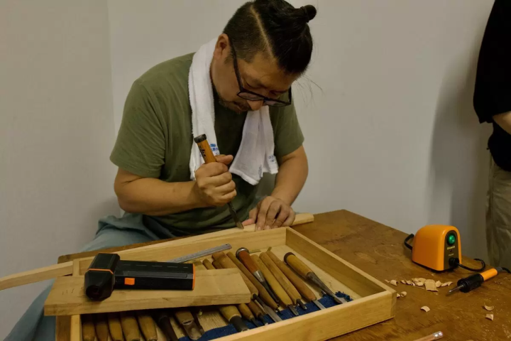 Carving Memories into Wood: A Hands-on Wood Carving Experience at Kumagawa-juku