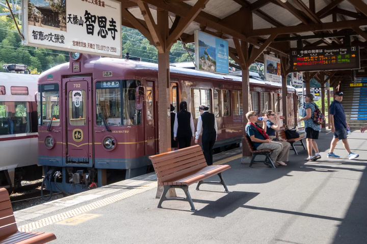搭乘丹後赤松號前往京都天橋立!欣賞海景的觀光列車之旅