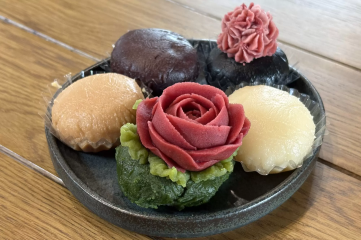 冈山3家值得一试的红豆甜品新店｜萩饼、铜锣烧与花朵造型萩饼（冈山市、仓敷市）
