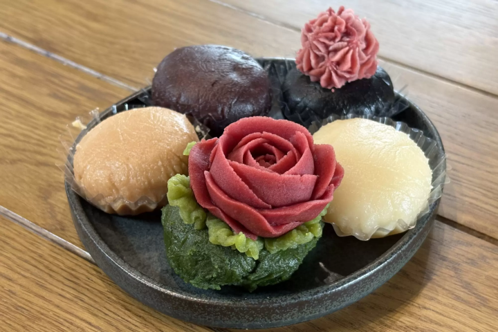 冈山3家值得一试的红豆甜品新店｜萩饼、铜锣烧与花朵造型萩饼（冈山市、仓敷市）